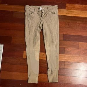 dover Saddlery NWOT tan showing breeches